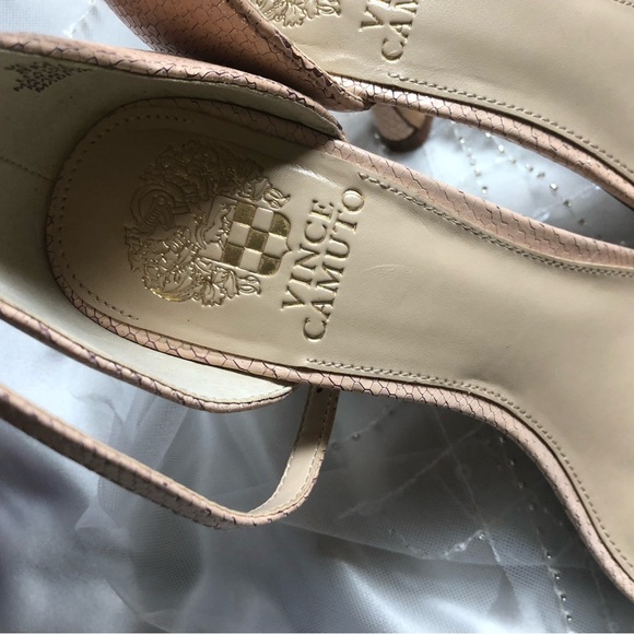 Vince Camuto Light Pink Snake Pattern with Gold Sparkle Heeled Sandals - Picture 8 of 16